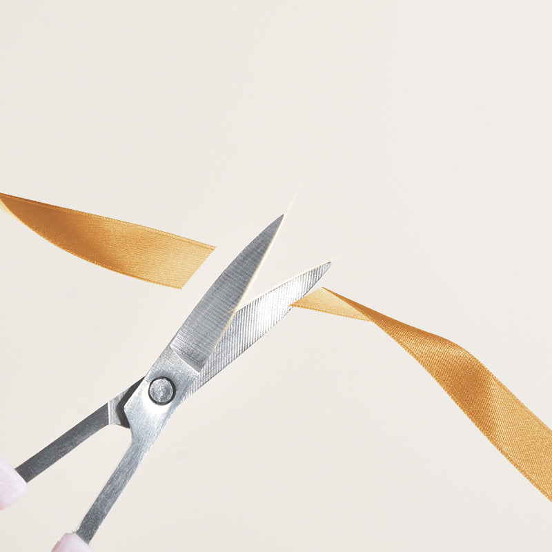 Malian Makeup Professional Stainless Steel Eyebrow Scissors – Sharp Straight Blade - Image 2